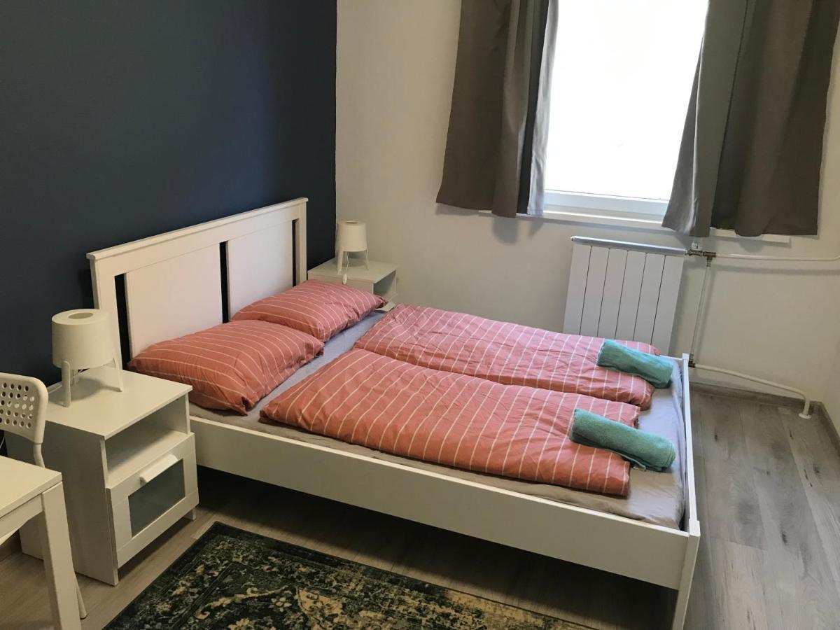 Roland Apartment Westnd Boedapest Buitenkant foto
