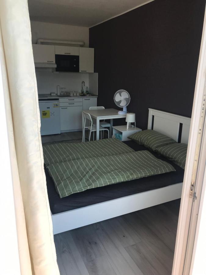 Roland Apartment Westnd Boedapest Buitenkant foto