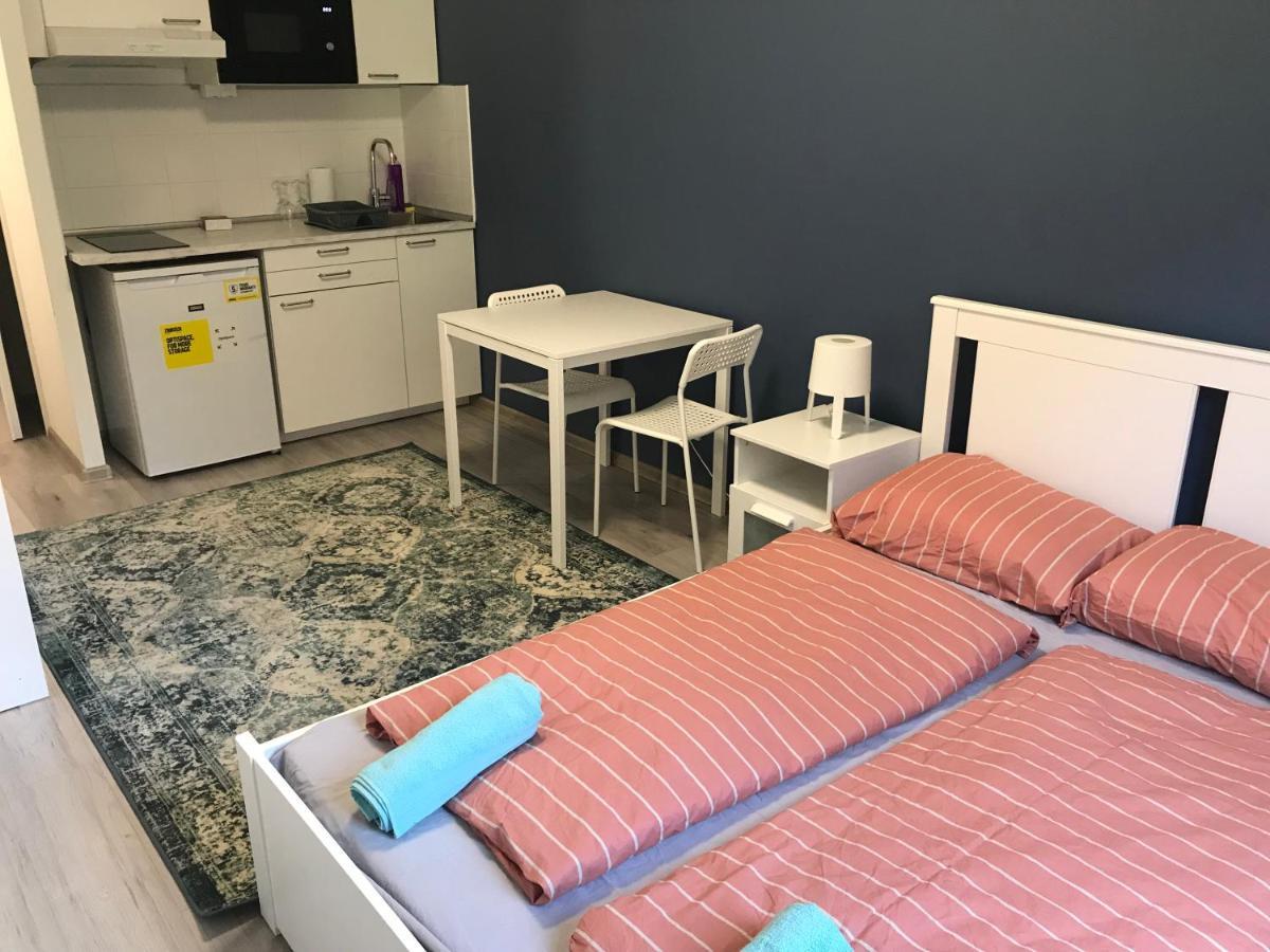 Roland Apartment Westnd Boedapest Buitenkant foto